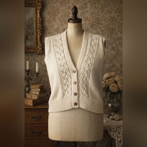 Handknit Cream Cable Knit Sweater Vest | Vintage Cottagecore | Medium